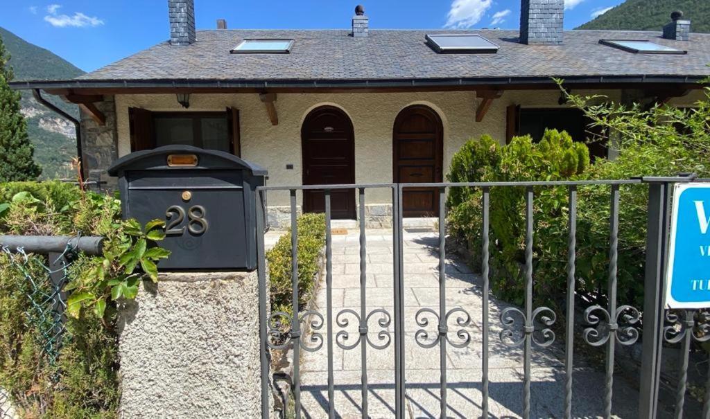 Casa Belius Villa Biescas  Exteriör bild